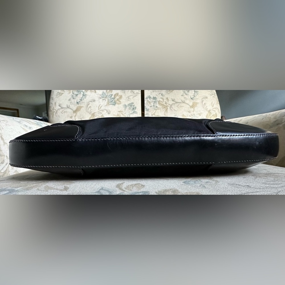 100% Authentic Prada Shoulder Bag w/original Authenticity cards/tags pre-loved - Picture 8 of 12